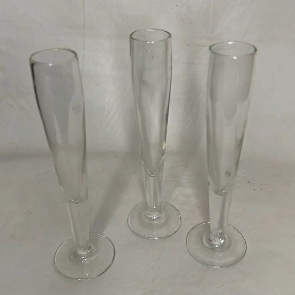 Liquor Cordial 2 Oz Shot Glass Flower Vase 1 In Round 6 1/4 In Tall Set 3 Used